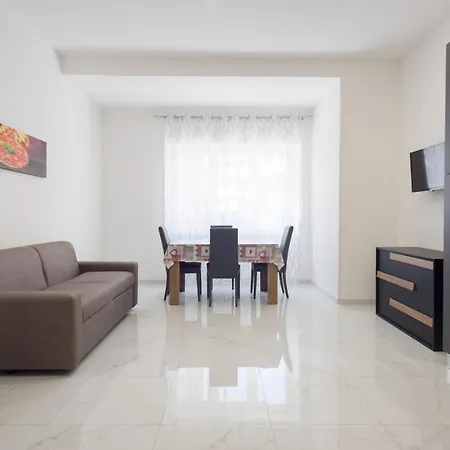 Toledo 2 Apartment-3